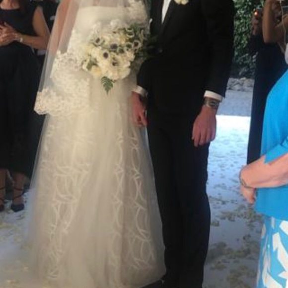 Vera wang wedding dress Alejandra - Picture 2 of 5